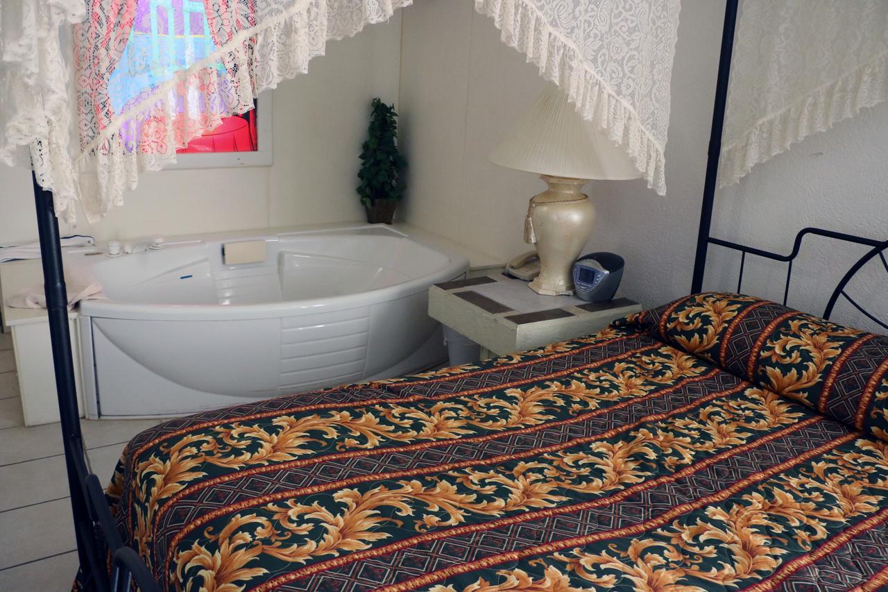 Bed Ford Inn エリー郡エリー郡  エクステリア 写真